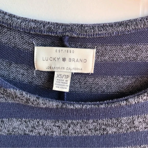 🌟 3/$15 Lucky brand long sleeve striped top with one chest pocket size XS - Picture 3 of 4